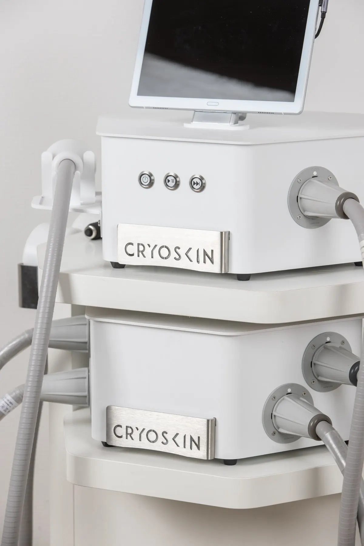 Cryoskin® Revolution console detail with 10-inch Android touch screen